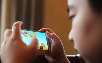 How to control children playing with mob