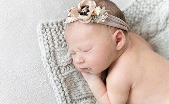 Is it better for a child to sleep naked 
